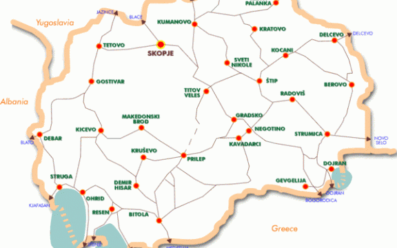 Macedonië, volledig omsloten door buurlanden Albanië, Kosovo, Servië, Bulgarije en Griekenland