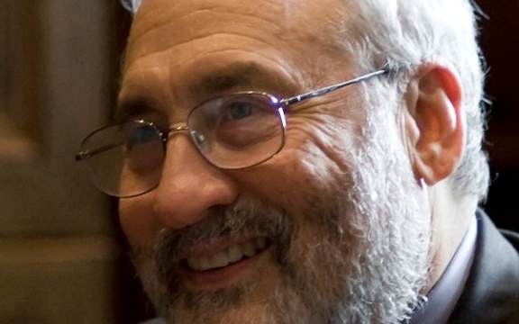 Volgens Joseph Stiglitz zal schuldverlichting de Griekse regering de kans geven om echte hervormingen door te voeren