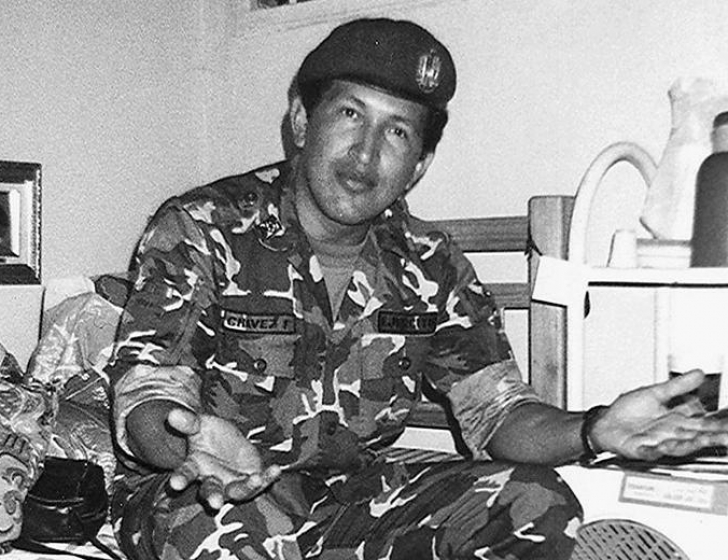 Hugo Chávez tijdens zijn gevangenschap na de mislukte staatsgreep