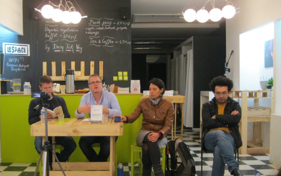 Ben White stelt zijn boek voor in Brussel
