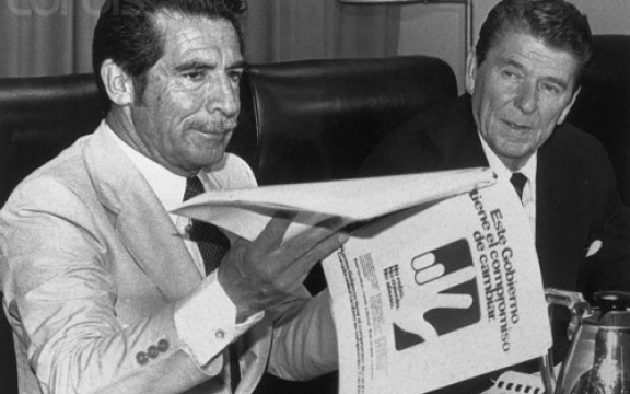 Dictator Rios Montt in betere tijden op visite bij Amerikaans president Ronald Reagan