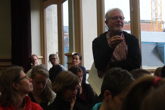 Publiek bij het debat over klimaatneutrale steden