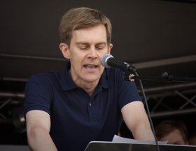 Seumas (zeg 'sheemus') Milne