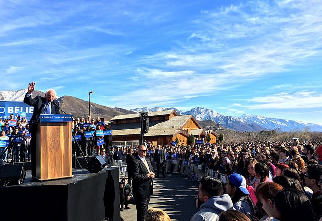 Bernie Sanders spreekt 16.000 mensen toe in Salt Lake City, hoofdstad van de staat Utah
