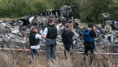OVSE-waarnemers op de MH17-crashsite