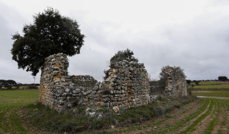 De ruïne van de Ermita de San Miguel. In de buurt van deze plek kwam Piet Akkerman om het leven op 1 januari 1937