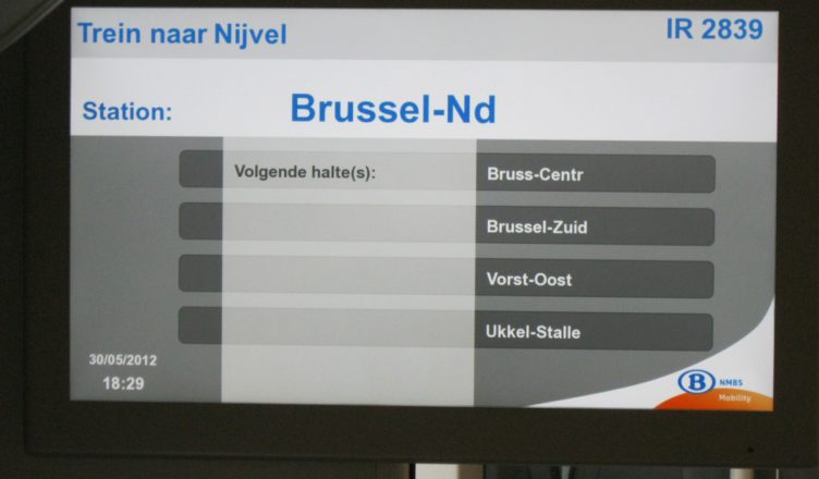 Informatie over de volgende haltes aan boord van de Desiro-stoptreinen