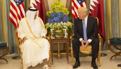President Trump ontmoet Emir Tamim bin Hamad Al Thani, staatshoofd van Qatar, in de Saoedische hoofdstad Riyadh