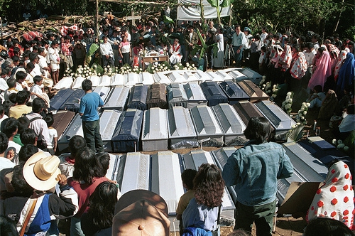Begrafenis van de slachtoffers van Acteal