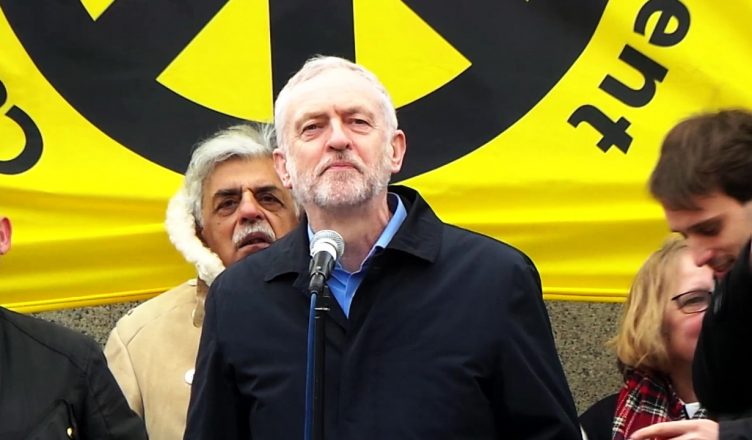 corbyn tegen kernwapens en wil geen nieuwe Trident-kernduikboten