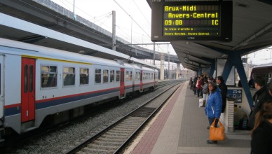 Trein Brussel-Charleroi