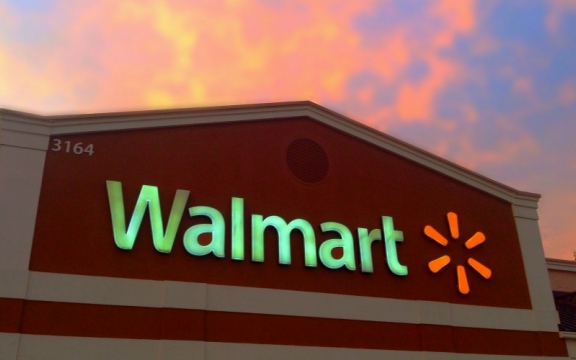 De Amerikaanse supermarktketen Walmart is het grootste bedrijf ter wereld. Slechts tien landen - de VS, China, Duitsland, Japan, Frankrijk, Groot-Brittannië, Italië, Brazilië en Canada - zijn groter