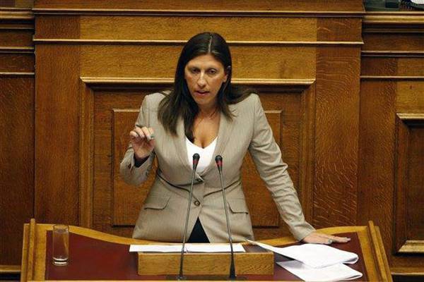 Zoé Konstantopoulou in het Griekse parlement