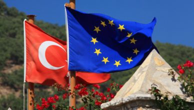 Nederland-Turkije, grote principes of platte verkiezingskoorts?