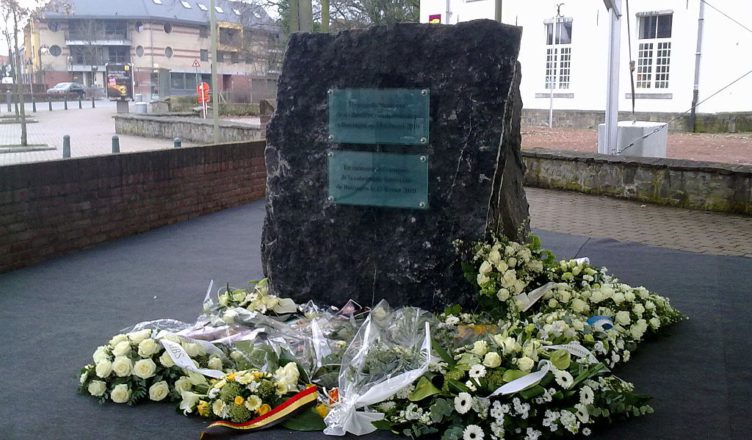 Monument voor de slachtoffers in Buizingen